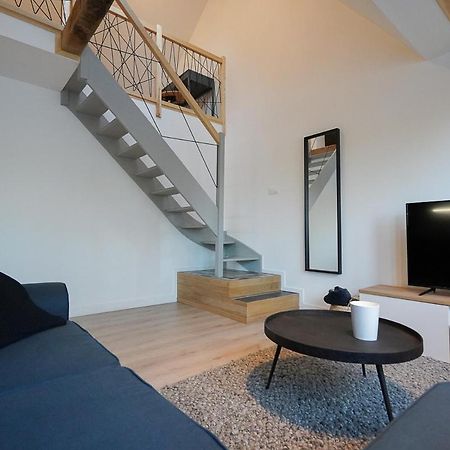 La Villa Berenice - "Le Duplex" En Coeur De Ville Saint-Amand-les-Eaux Bagian luar foto
