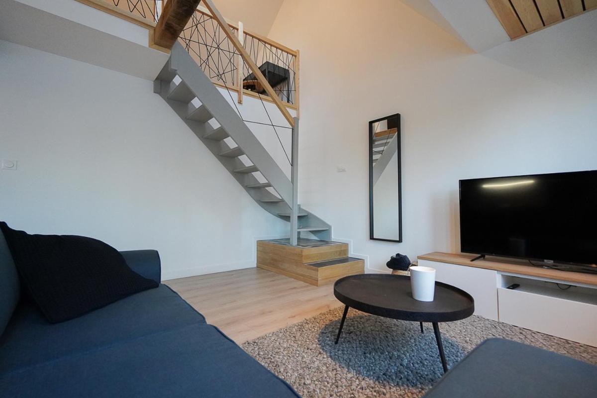 La Villa Berenice - "Le Duplex" En Coeur De Ville Saint-Amand-les-Eaux Bagian luar foto